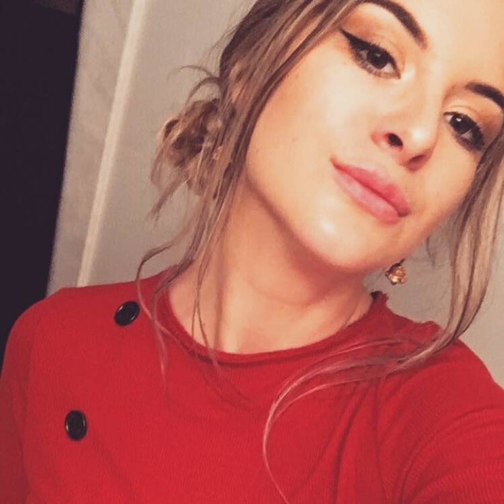 Meet your Posher, Lauren